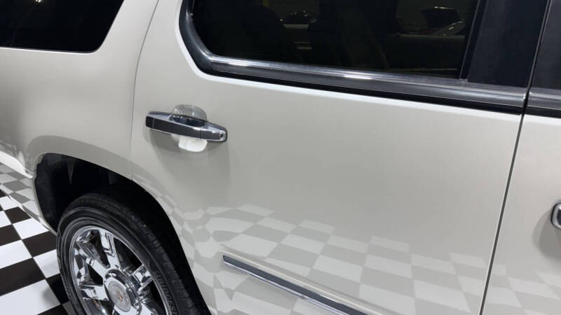 2013 Cadillac Escalade Luxury