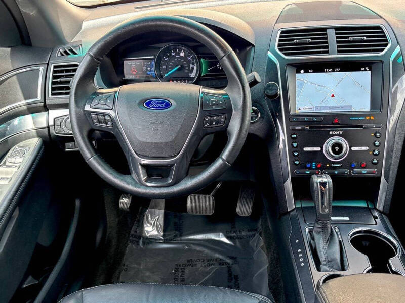2017 Ford Explorer Limited
