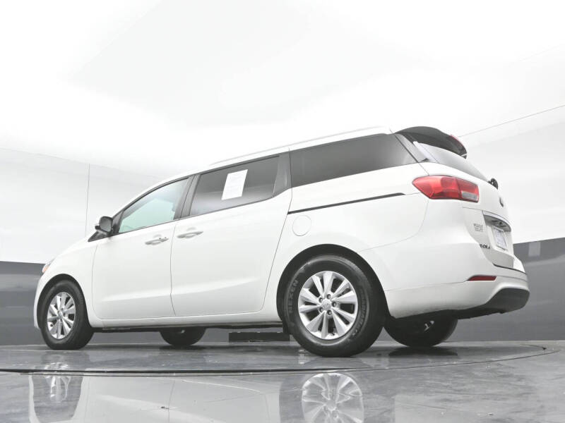 2017 Kia Sedona LX