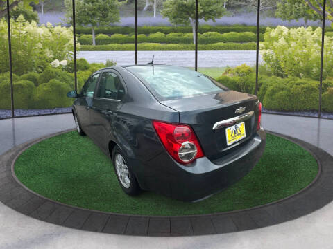 2012 Chevrolet Sonic LT