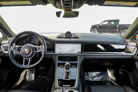 2018 Porsche Panamera