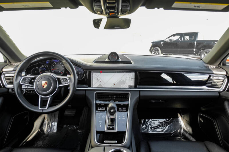 2018 Porsche Panamera