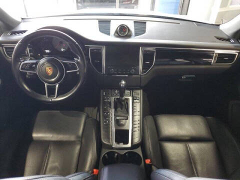 2017 Porsche Macan S