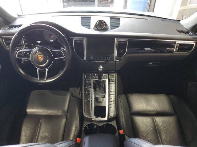 2017 Porsche Macan S