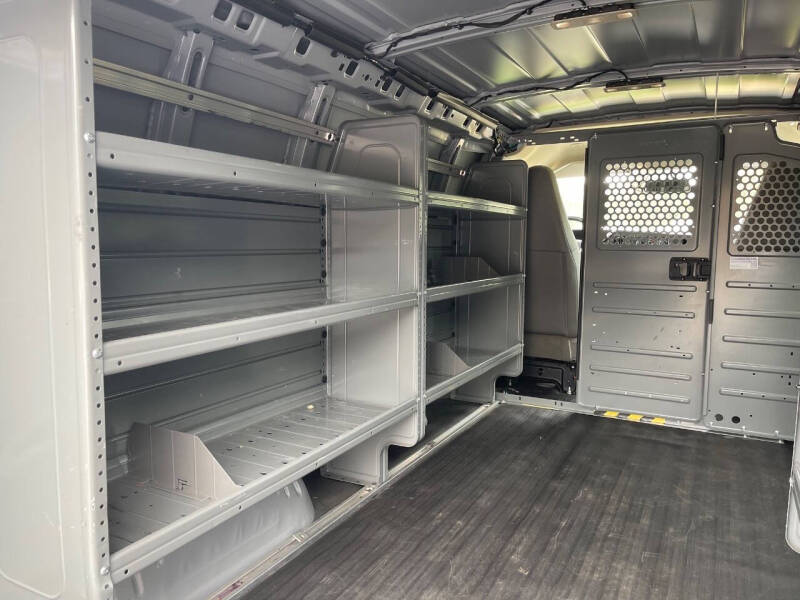 2019 GMC Savana 2500