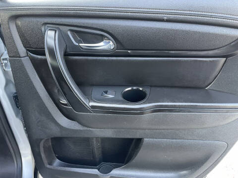 2015 GMC Acadia SLE-2