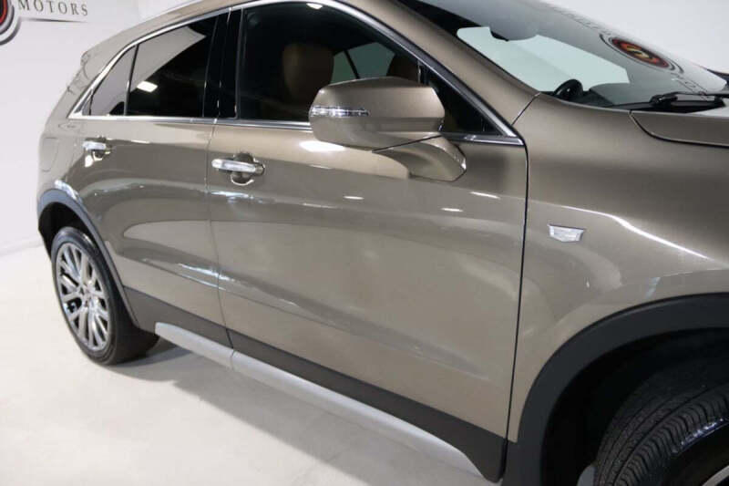 2020 Cadillac XT4 Premium Luxury