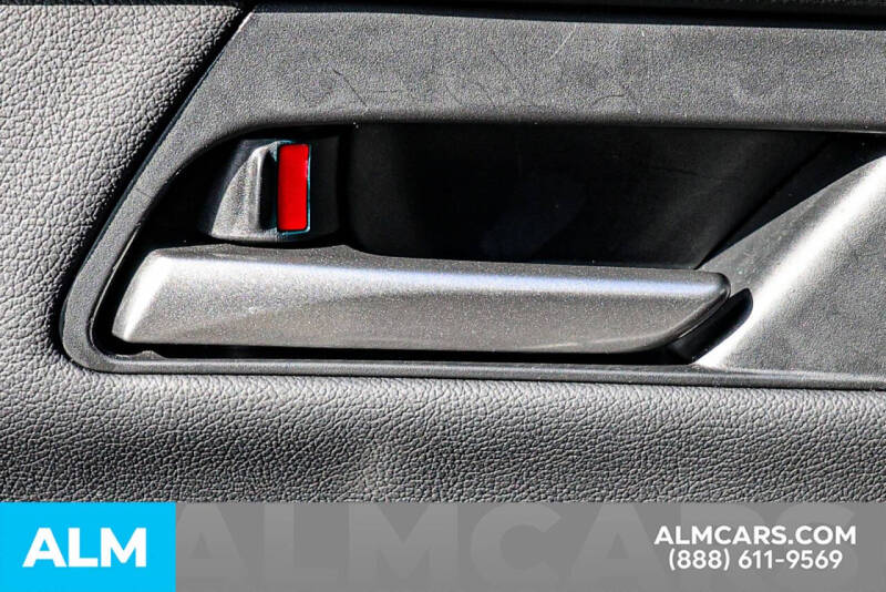 2025 Mazda CX-50 2.5 S Preferred