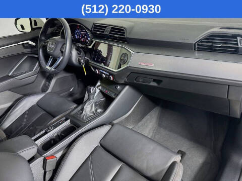 2022 Audi Q3 quattro S line Prem Plus 45 TFSI