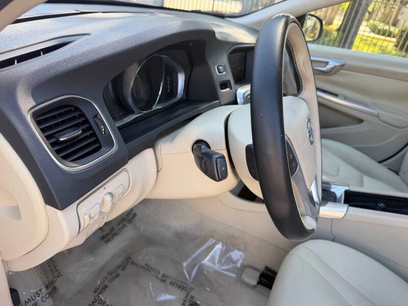 2015 Volvo S60 T5 Drive-E Premier