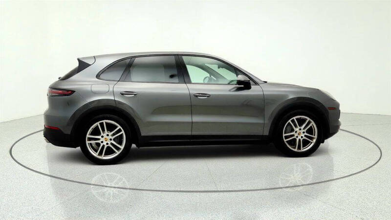 2019 Porsche Cayenne S