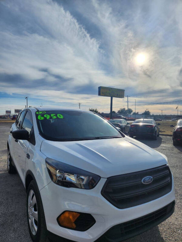 2018 Ford Escape S's photo
