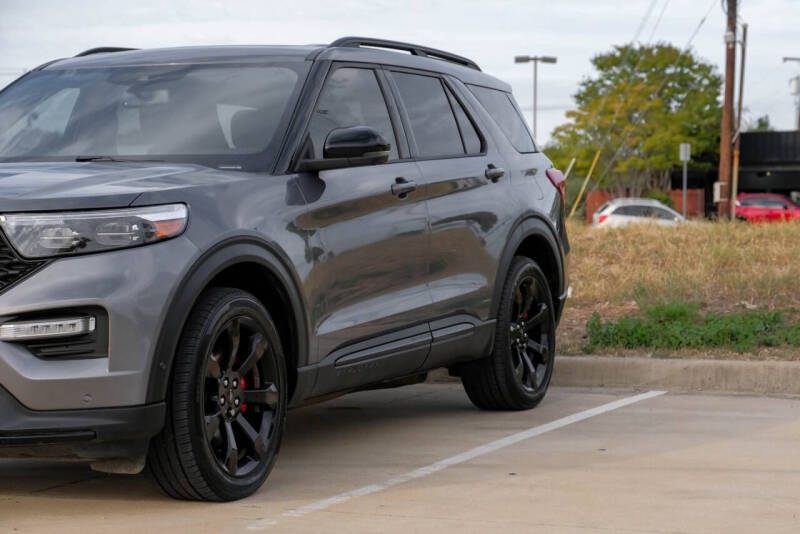2021 Ford Explorer ST