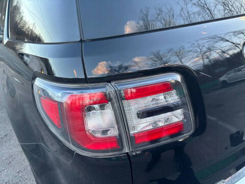 2016 GMC Acadia SLT-1