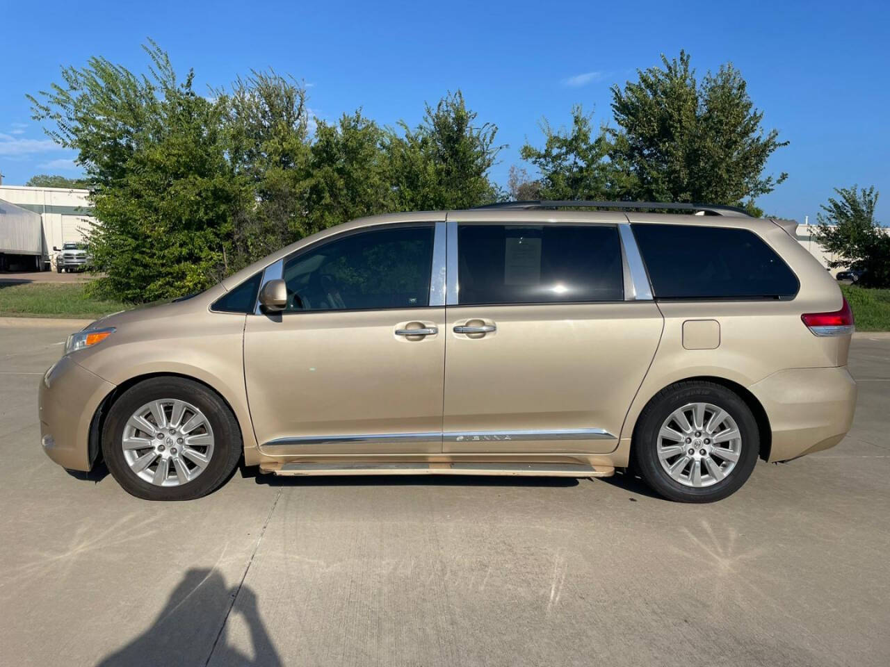 2011 Toyota Sienna for sale at Auto Haven in Irving, TX