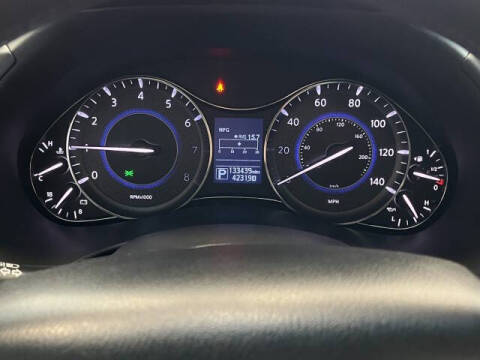 2017 Infiniti QX80 Signature Edition