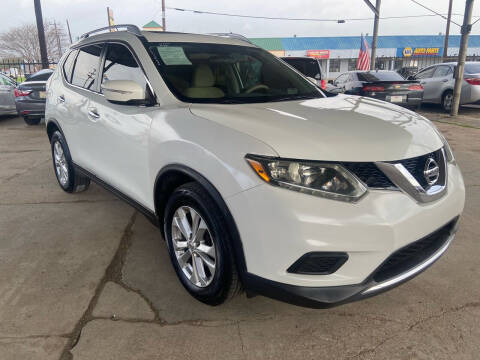 2015 Nissan Rogue for sale at EAGLE AUTO SALES in Corsicana TX