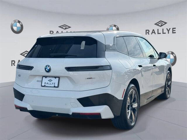 2025 BMW iX xDrive50