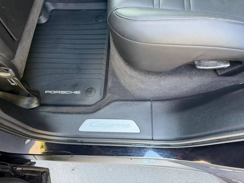 2020 Porsche Cayenne S