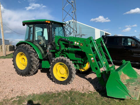 2015 John Deere 5065E