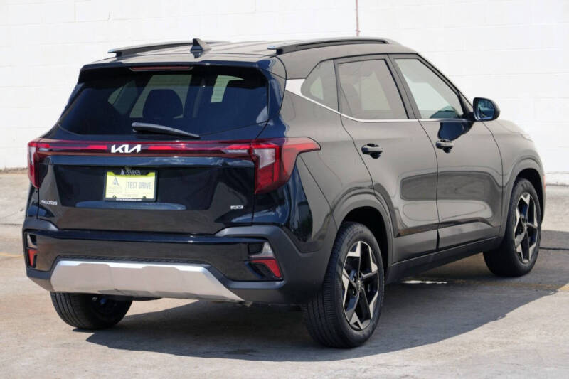 2024 Kia Seltos EX