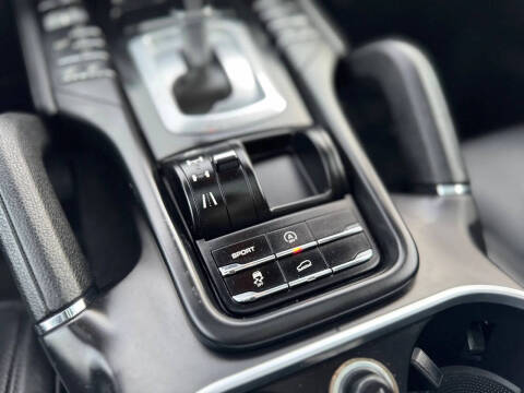 2012 Porsche Cayenne Tiptronic