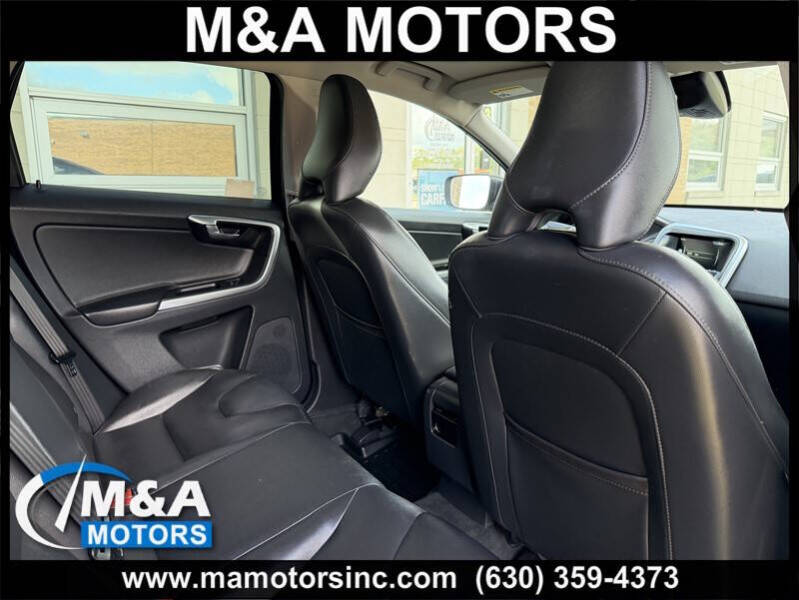 2016 Volvo XC60 T5 Drive-E Premier