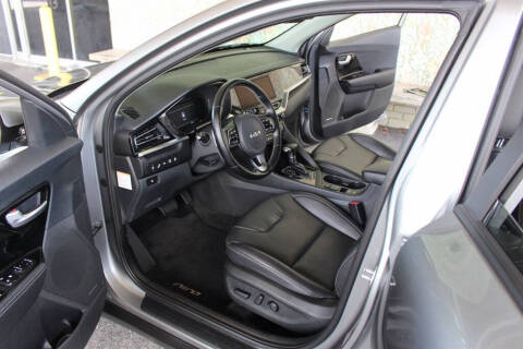 2022 Kia Niro EX Premium