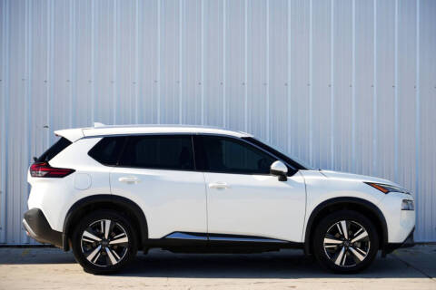 2022 Nissan Rogue SL