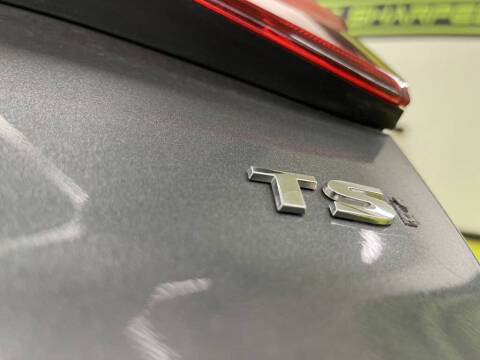 2017 Volkswagen Passat 1.8T S