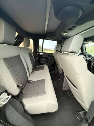 2010 Jeep Wrangler Unlimited Sahara