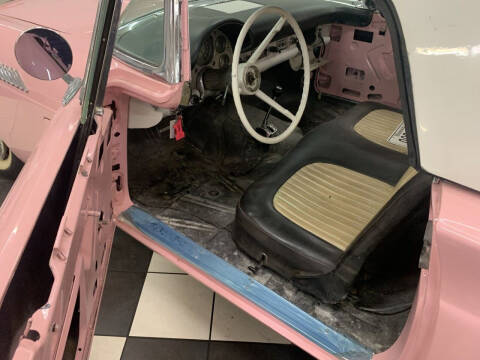 1957 Ford Thunderbird