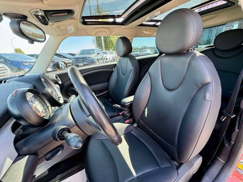 2013 MINI Hardtop Cooper