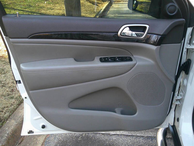 2011 Jeep Grand Cherokee Laredo