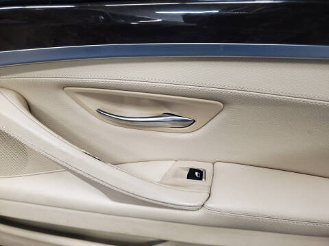 2015 BMW 5 Series 528i xDrive