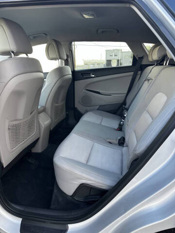 2017 Hyundai Tucson SE