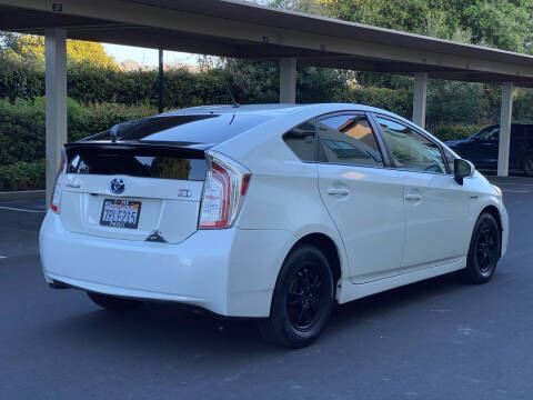 2015 Toyota Prius Five