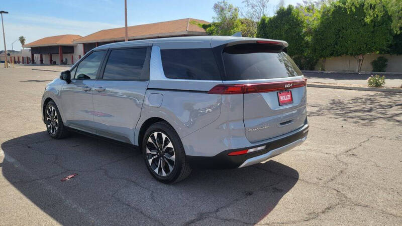 2022 Kia Carnival EX