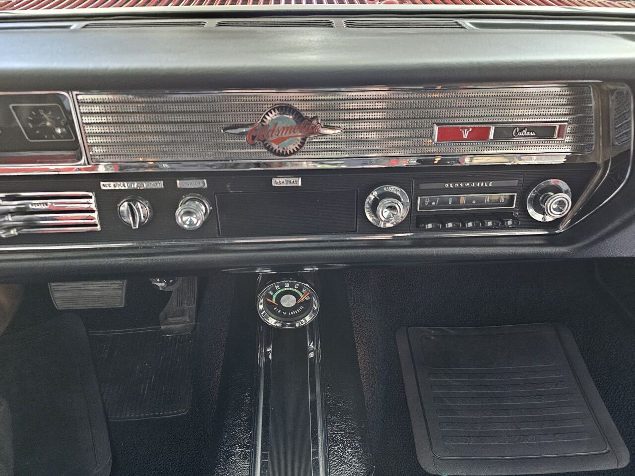 1964 Oldsmobile Cutlass 63