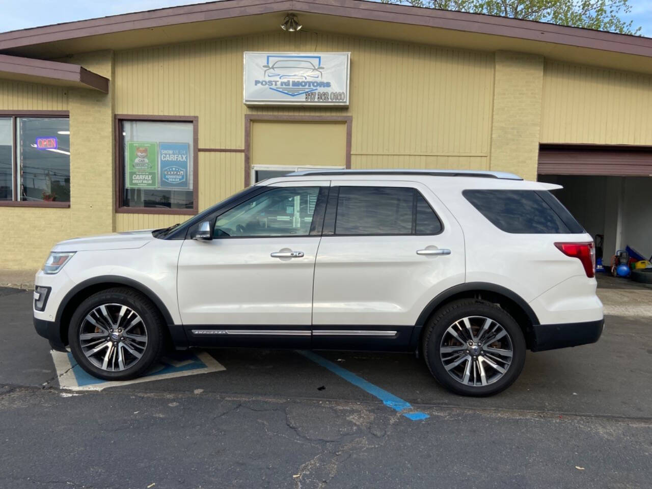 2017 Ford Explorer for sale at Post Rd Motors in Indianapolis, IN