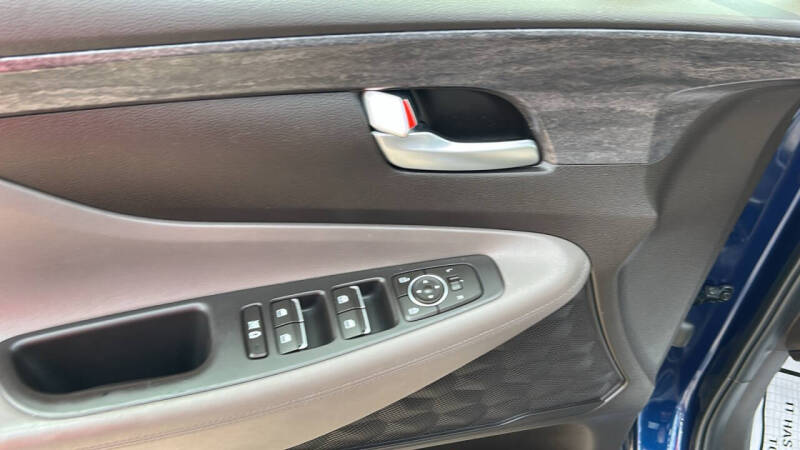 2019 Hyundai Santa Fe SE 2.4L