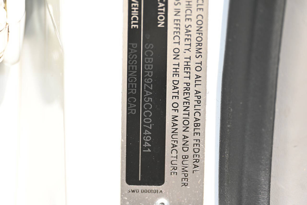 2012 Bentley Continental 51