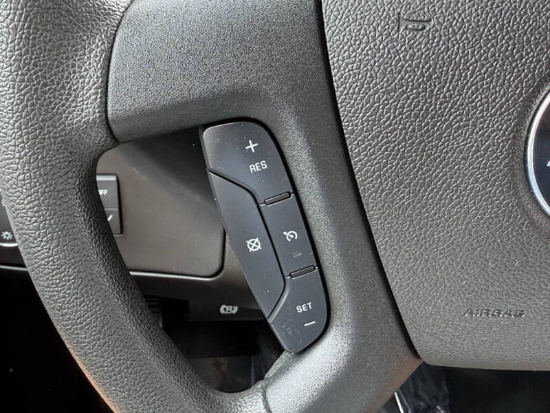 2022 Chevrolet Express LS 3500