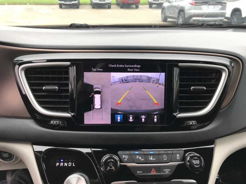 2019 Chrysler Pacifica Touring Plus