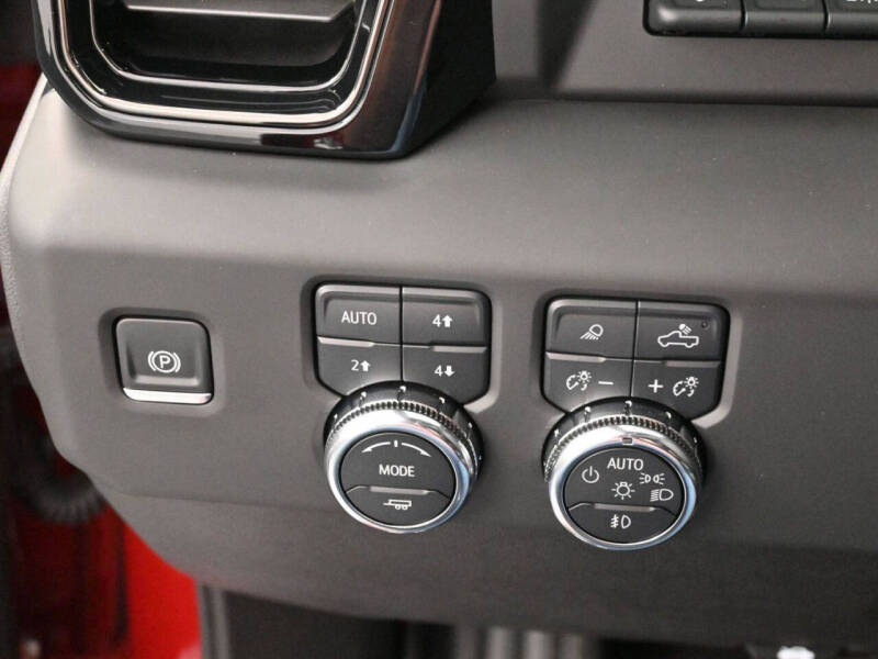 2025 GMC Sierra 2500HD AT4X