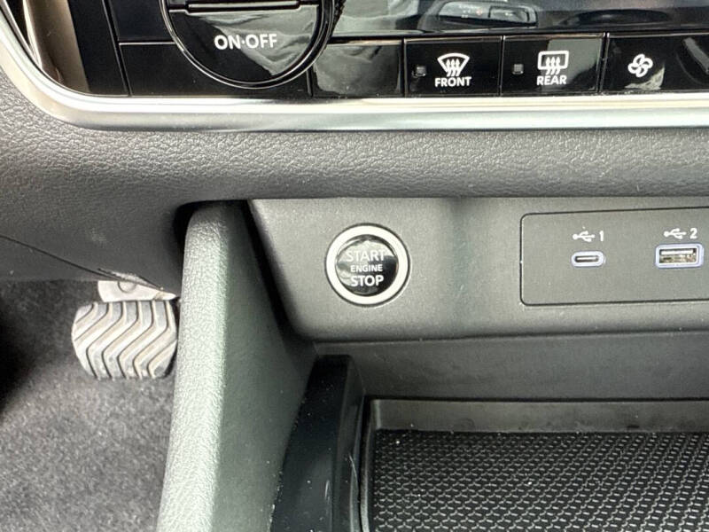 2022 Nissan Rogue SV