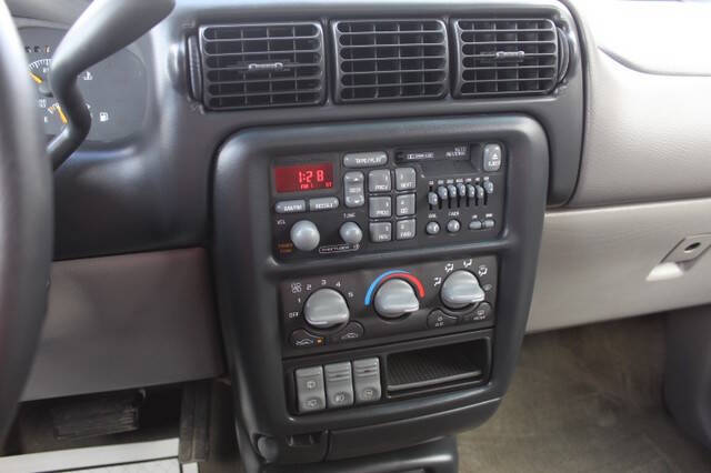 1998 Pontiac Trans Sport Montana