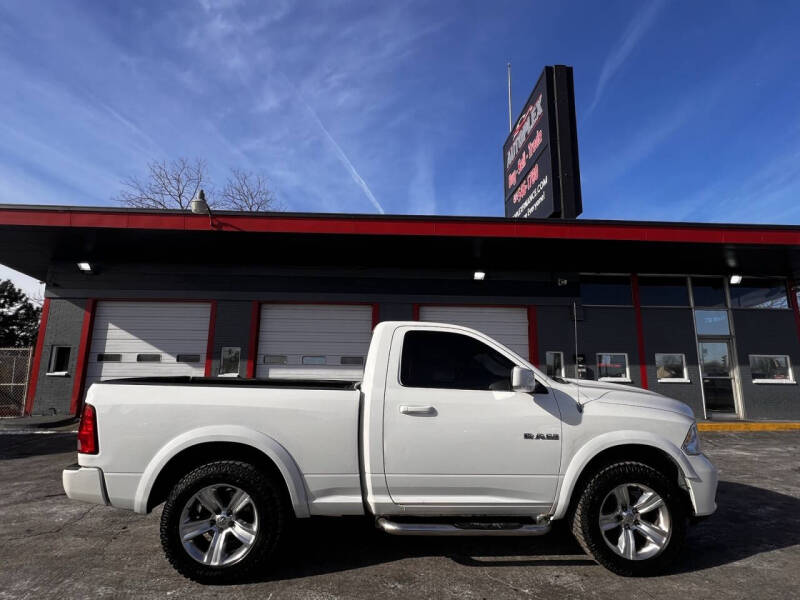 2009 Dodge Ram 1500 for sale at AUTOPLEX OF MILWAUKEE in Milwaukee WI