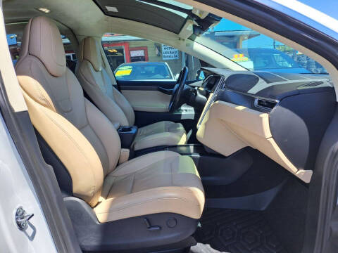 2017 Tesla Model X 75D