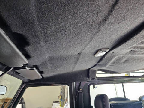 1990 Land Rover Defender